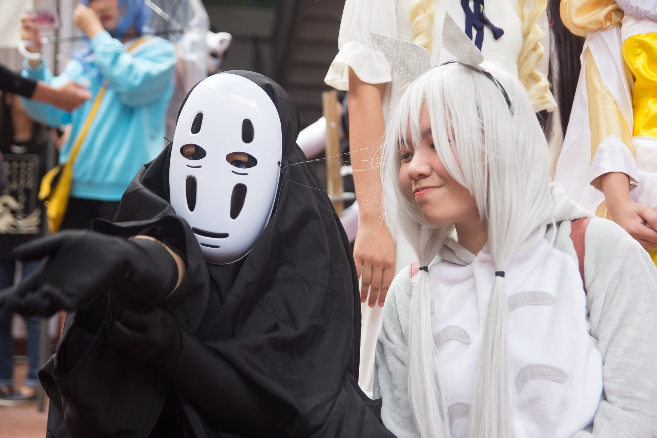 What is cosplay anime? Essential accessories when cosplaying