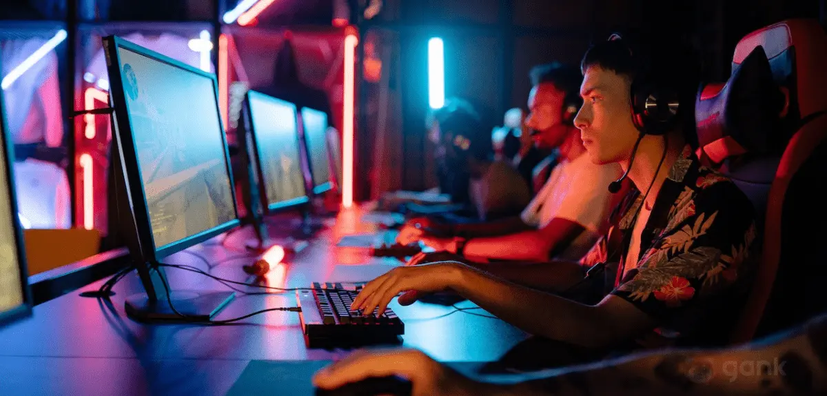 How to Become a Pro Gamer - Intel