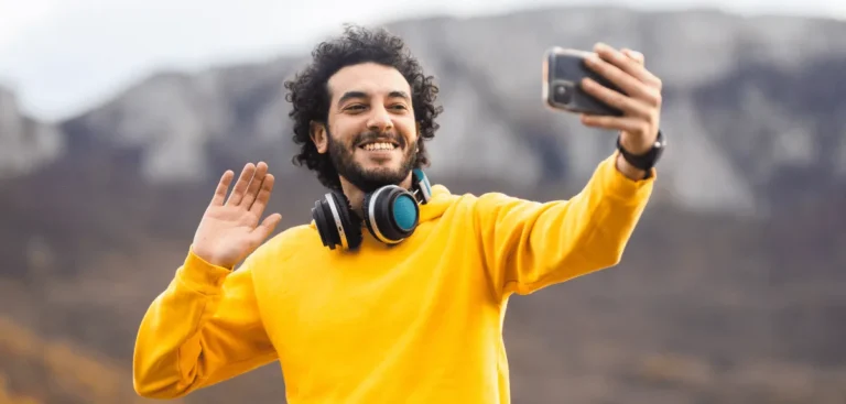 Featured Image Vlog Adalah