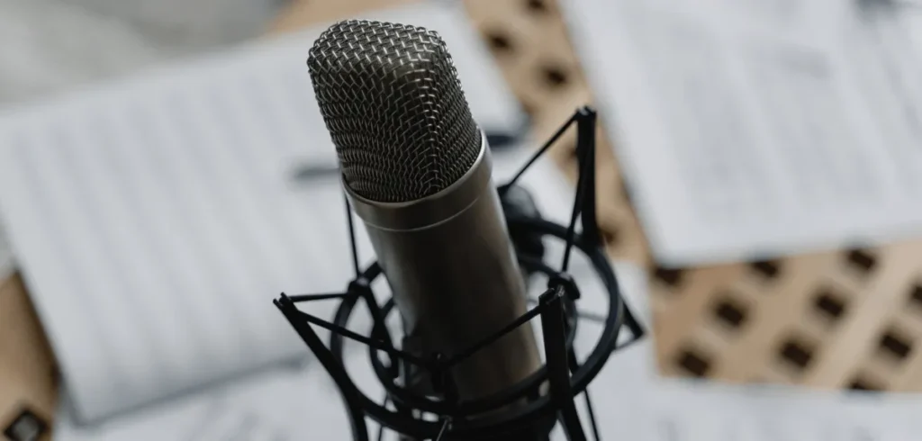 Featured Image podcast names