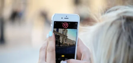 Featured Image of how to add link to Instagram story