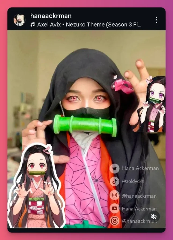 Contoh hijab cosplay adalah yang ditunjukkan sama Hana yang jadi Nezuko.